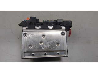 Блок предохранителей  Mercedes CLS C219 2004-2010         