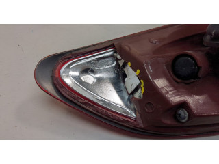 Задний фонарь          