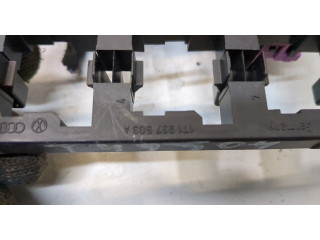 Блок реле Volkswagen Caddy 2004-2010