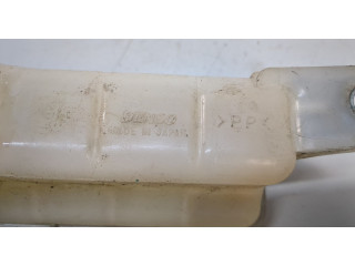 Бачок расширительный Toyota RAV 4 2012-2019 1647026121