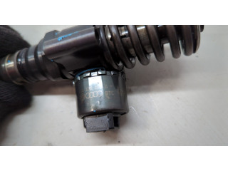 Форсунка топливная  Audi A3 (8P) 2003-2013    03G130073G     