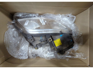 Фара передняя  Volkswagen Caddy 2004-2010 правая 