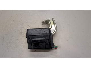 Блок реле Mitsubishi Outlander 2018- 2.4