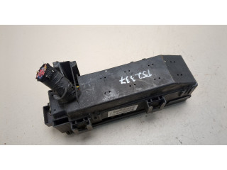 Блок предохранителей Jeep Commander 2006-2010