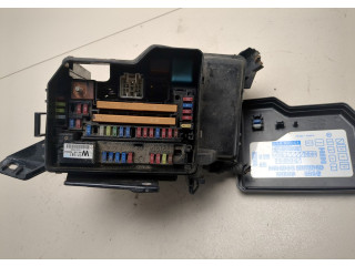 Блок предохранителей  Toyota Highlander 2 2007-2013         