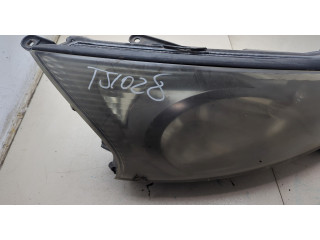 Фара передняя Mitsubishi Grandis правая