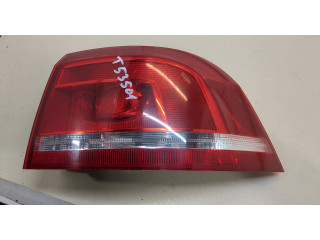 Задний фонарь          