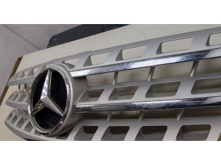 Решетка радиатора Mercedes ML W164 2005-2011