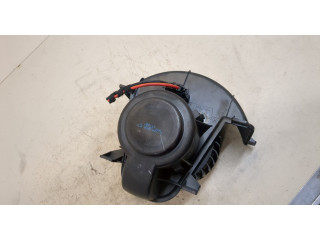 Моторчик печки  BMW X3 E83 2003-2010 7l0820021N    7l0820021N   