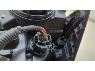 Фара передняя KIA Telluride правая