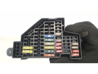 Блок предохранителей Volkswagen Jetta 5 2004-2010 1K941824 2