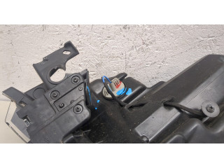 Фара передняя Mitsubishi Outlander 2018- правая