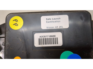 Панель приборов Nissan Pathfinder 2012-2017