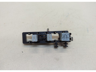 Блок реле  Volkswagen Passat CC 2008-2012         