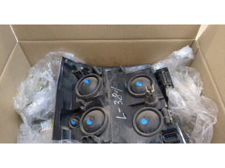 Фара передняя  Cadillac Escalade 2 2000-2006 левая 