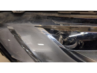 Фара передняя  Volvo S90 2016-2020 правая 