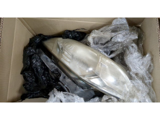 Фара передняя Honda FRV левая