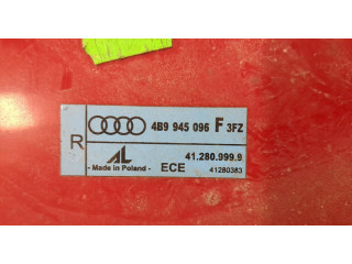 Задний фонарь          