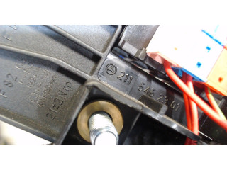 Блок предохранителей  Mercedes CLS C219 2004-2010      A2115452301     5