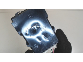 Блок комфорта  Toyota Verso 2009-2018      896900f040   