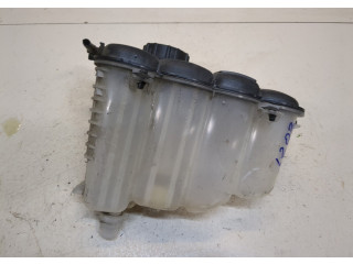 Бачок расширительный Jaguar XE 2015- 2.0