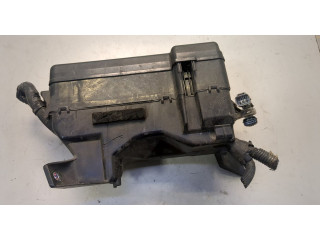 Блок предохранителей  Toyota Highlander 1 2001-2007         