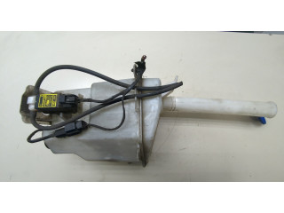 Бачок омывателя  KIA Carnival 2006-2014 986104D000    2.9