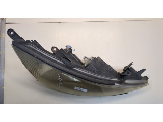 Фара передняя Mitsubishi Grandis правая