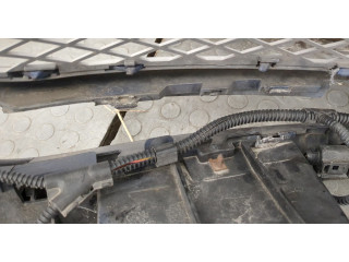 Бампер Volkswagen Touareg 2002-2007 передний 7L6807217AG, 7L6807059C