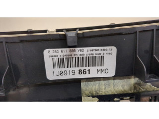 Панель приборов Volkswagen Golf 4 1997-2005