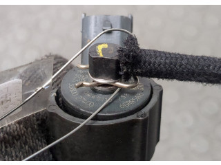 Форсунка топливная  KIA Sportage 2004-2010    0445110258     