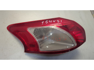 Задний фонарь          