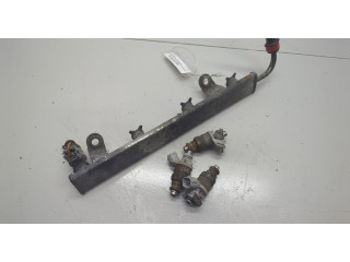 Форсунка топливная Mitsubishi Colt 2002-2012 MR988977, MN143973