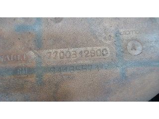 Бачок расширительный  Renault Trafic 2001-2014 7700312900    1.9