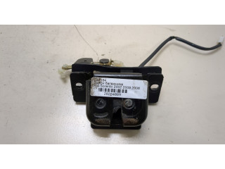 Замок багажника  KIA Sorento 2002-2009       