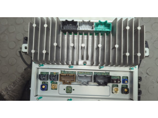 Дисплей мультимедиа Tesla Model S