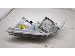 Фара передняя  Toyota Camry V40 2006-2011 правая 