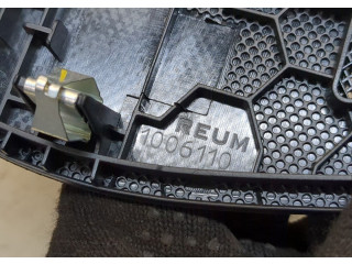 Пластик (обшивка) салона  Mercedes GLE W166 2015-2018