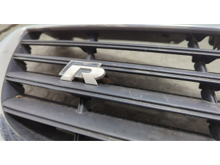 Решетка радиатора Volkswagen Passat 6 2005-2010 3C0853651AD