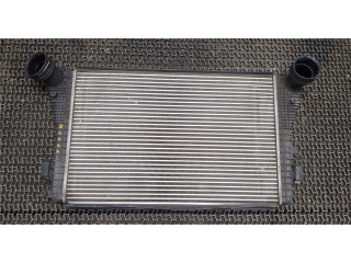 Интеркулер  Volkswagen Jetta 5 2004-2010 1.9  1k0145803e    