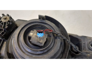 Фара передняя Mitsubishi Pajero / Montero 2000-2006 левая