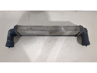 Интеркулер  BMW X3 E83 2004-2010       