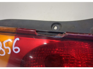 Задний фонарь Nissan Almera Tino