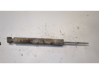 Стойка амортизатора  Mercedes C W202 1993-2000      1.8  бензин