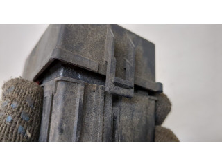 Блок реле  Lincoln Navigator 2002-2006         