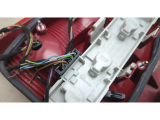 Задний фонарь 1Z5945112A