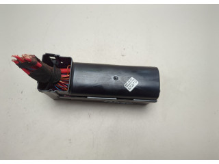 Блок предохранителей  Volkswagen Golf Plus         