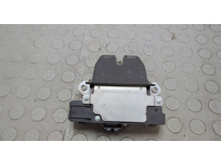 Замок багажника  Volvo V50 2004-2012       