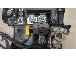 Блок предохранителей Volvo XC40 32200334