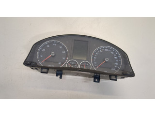 Панель приборов Volkswagen Golf 5 2003-2009 1K0920874A